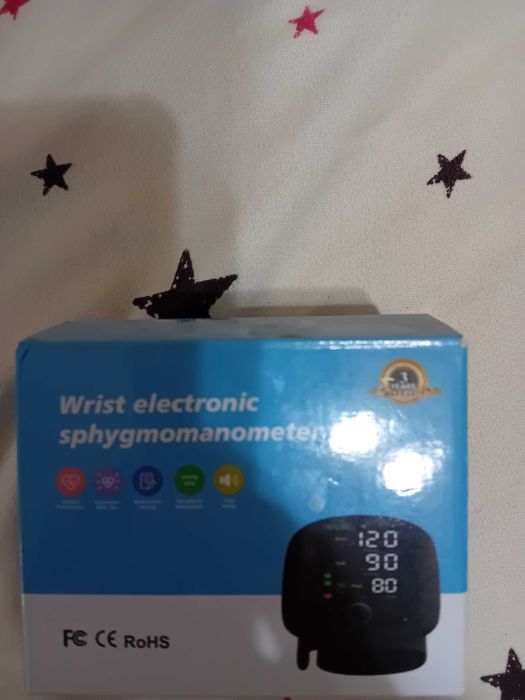 Tensiometru electronic incheietura