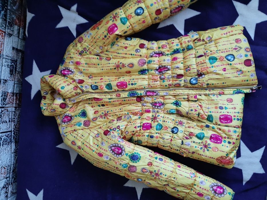 Продаются куртки