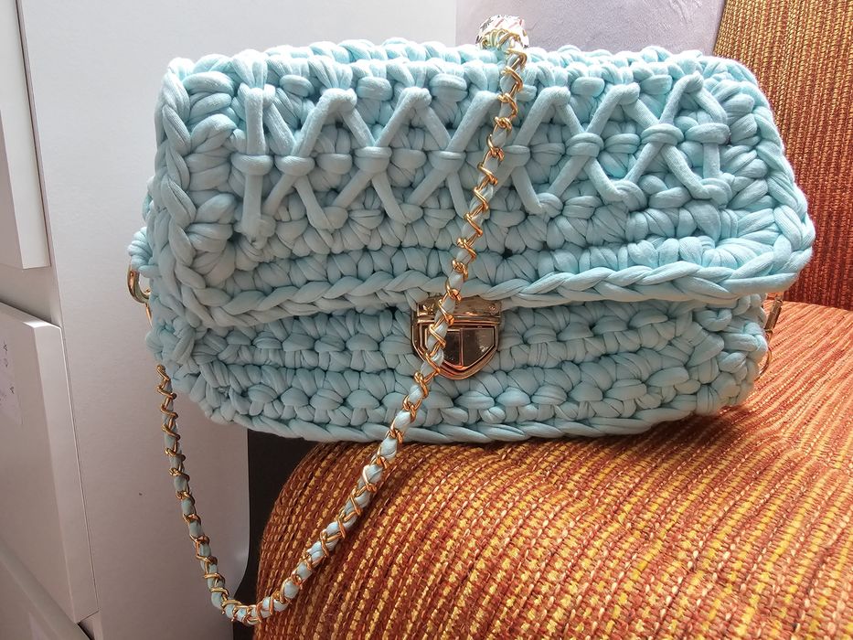 Geanta crosetata manual