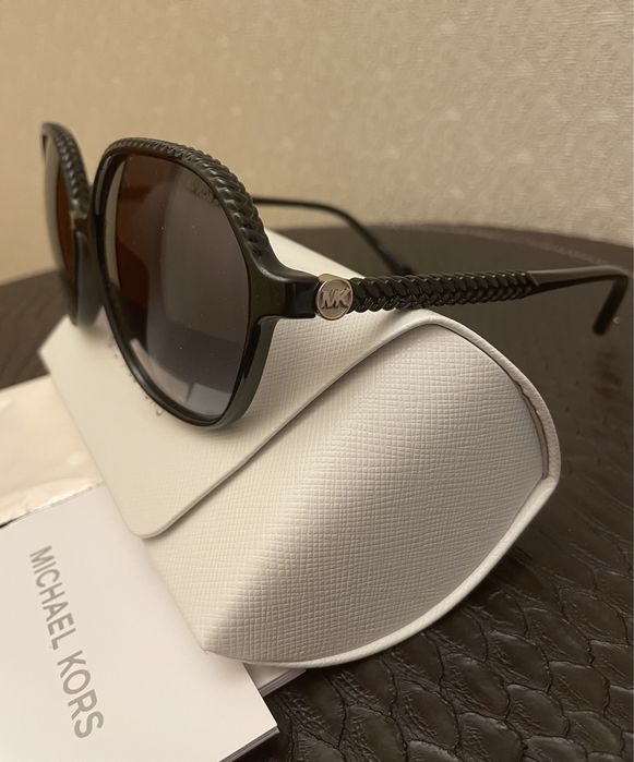 Очки Michael Kors