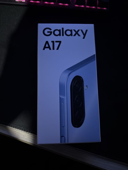 Продам «новый» samsung A17