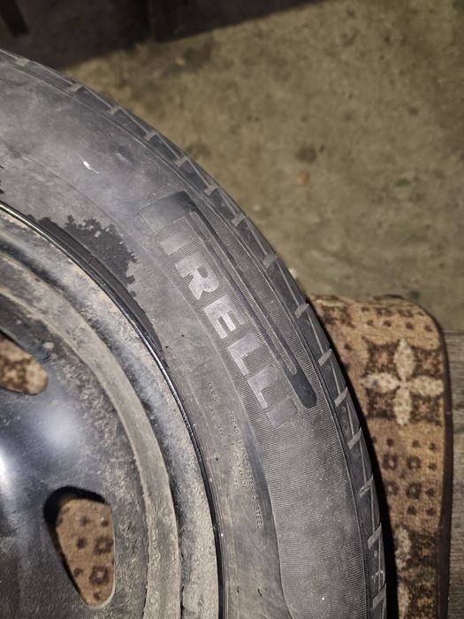 Продам шины с диском