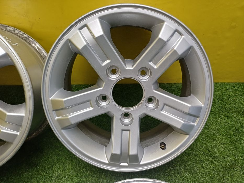 Диски R16 5×139.7 на Kia.