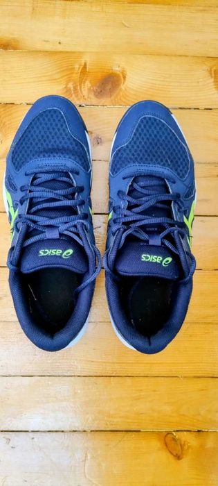 Спортни обувки asics