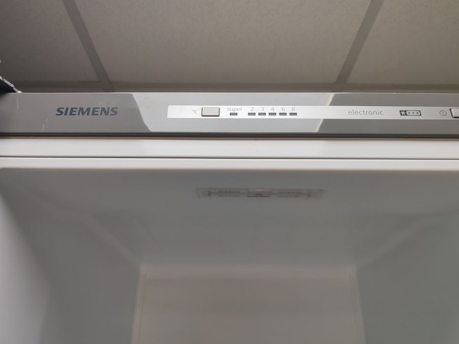 Иноксов комбиниран хладилник с фризер Сименс Siemens A+++   2 години гаранция!