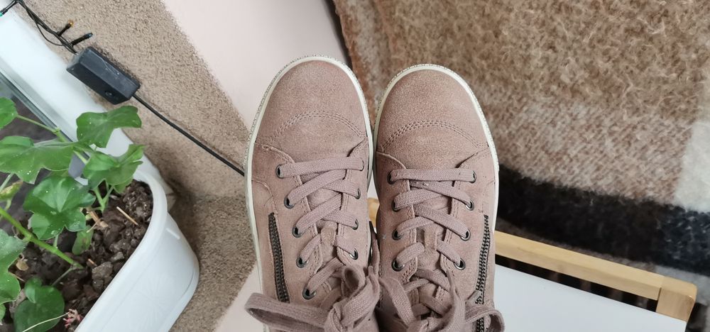 Боти Gabor Естествен велур 36.5н.