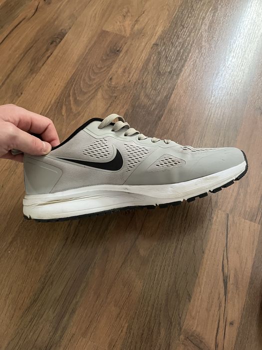 Кроссовки nike