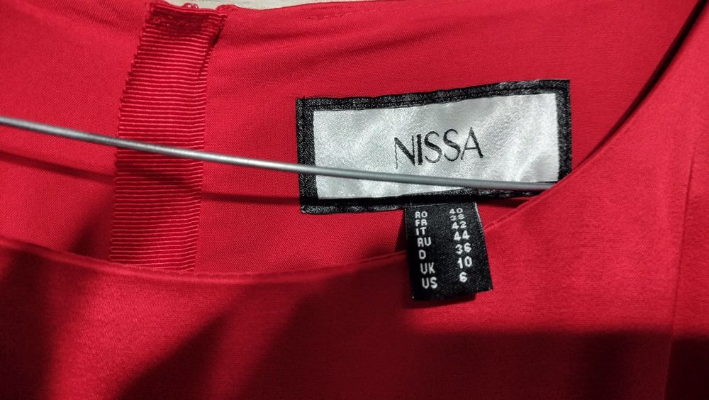 Rochie Nissa , mărimea 40 ,rochia nu a fost purtata niciodată