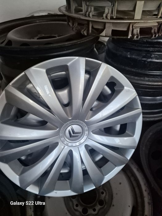 Оригинални тазове 16  и 15 цола за Skoda Ww Audi Mazda Замъка Ямбол. .