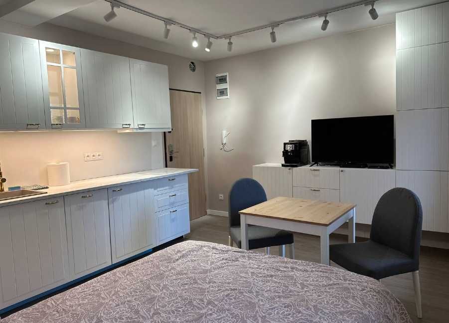 Дава се под наем Едностаен апартамент в Пловдив, Христо Смирненски - 41 кв.м за 190 € - Снимка #1