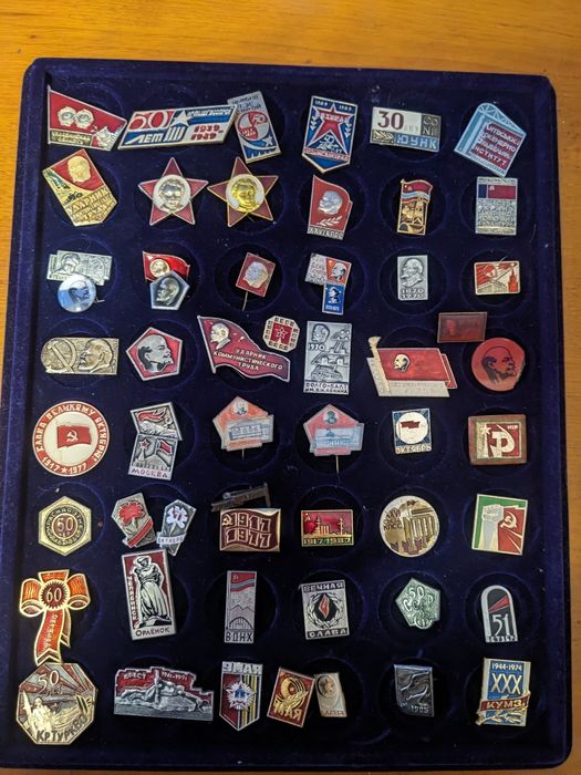 Продам значки советского периода