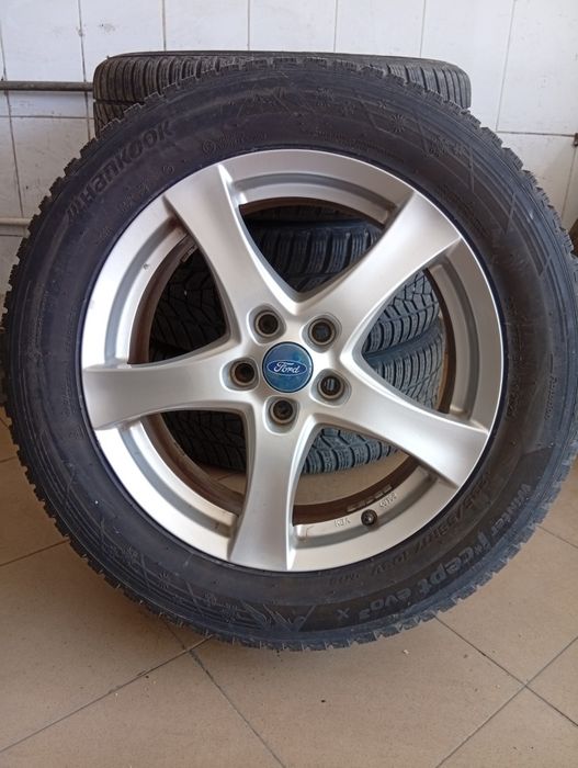 Vând Ford kuga titanium