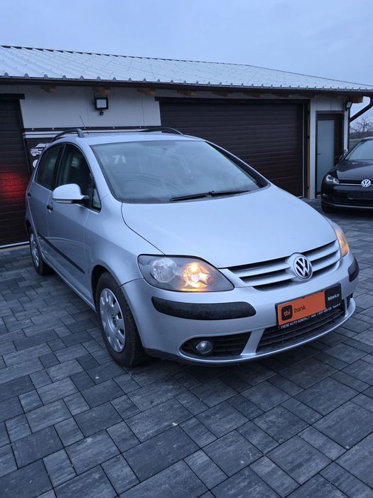 Seat Toled vw GOLF 5  an 2008 posibilitatea rate Doar cu buletinul