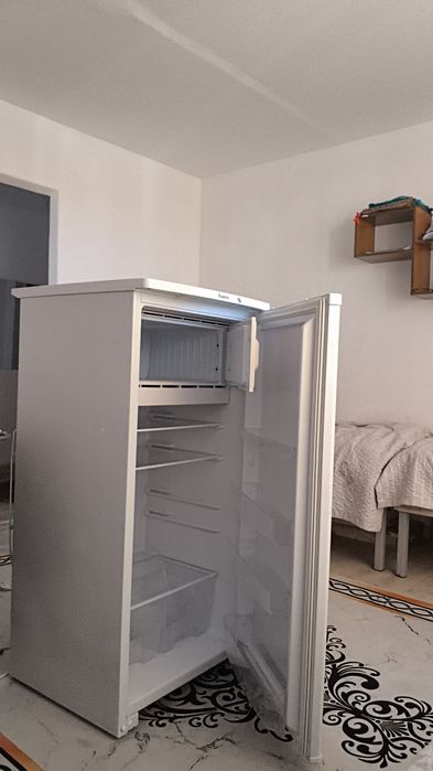 Холодильник в хорошем состоянии