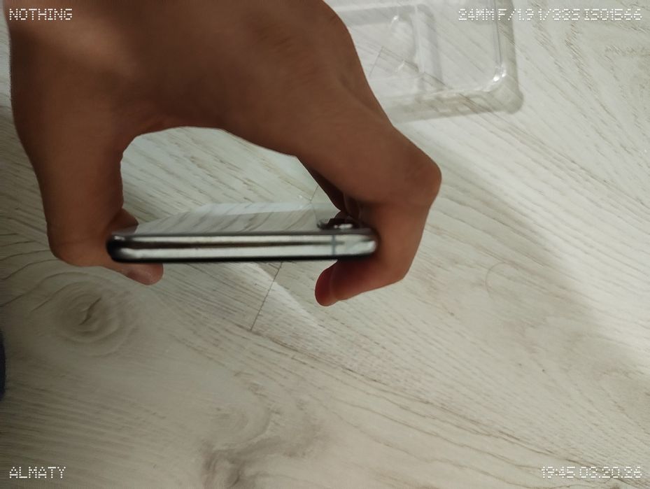 Продам iPhone xs max 64 гб