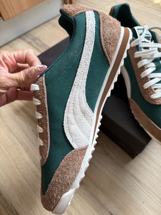 Оригинални нови кожени маратонки Puma Arizona Suede ! 42 н