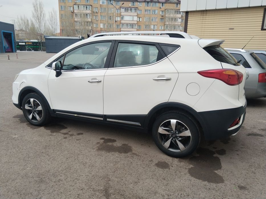 JAC S3, Джак С3 2018, кроссовер, механика, газ бензин, экономичный авт