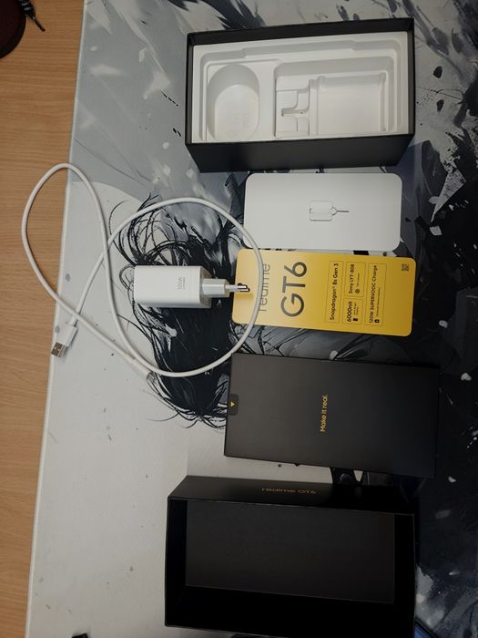 Realme GT 6 игровой телефон
