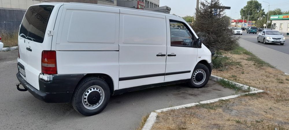 Мерседес Вито грузовой