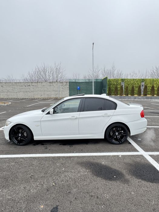 BMW Seria 3 e90 318i