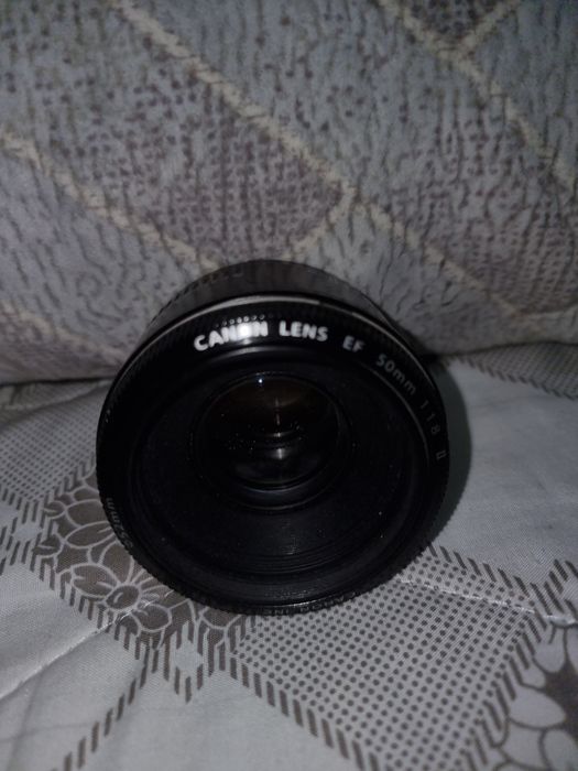 Продам Объектив на камеру