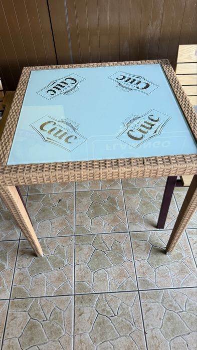 Vand mese si scaune pentru terasa