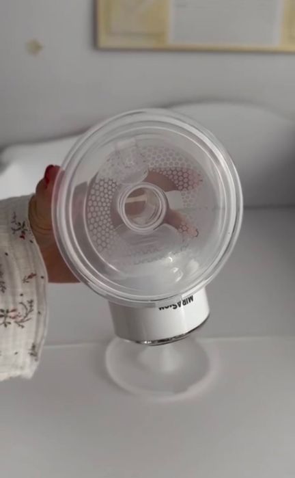 Молокоотсос для сцеживая