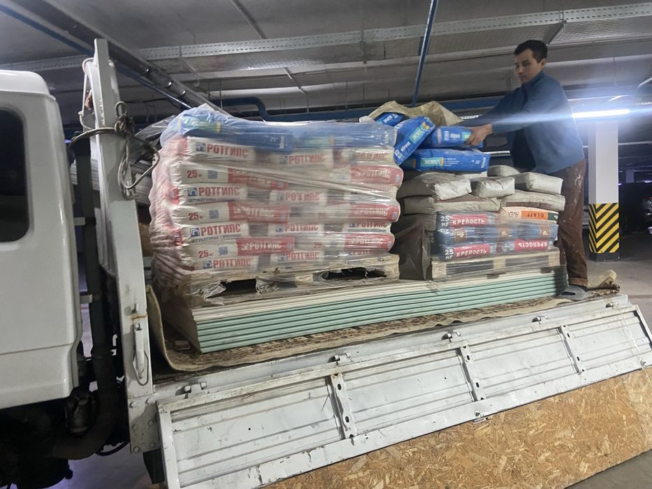 Газель грузоперевозки паркинг