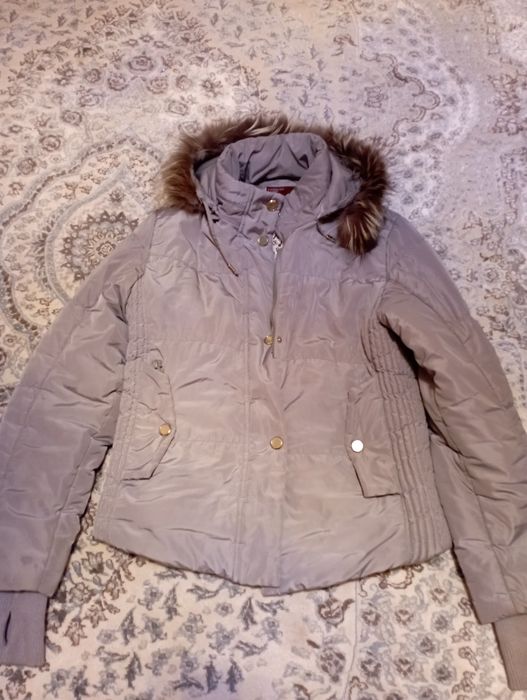 Куртка синтепон короткая удобно для прогулки