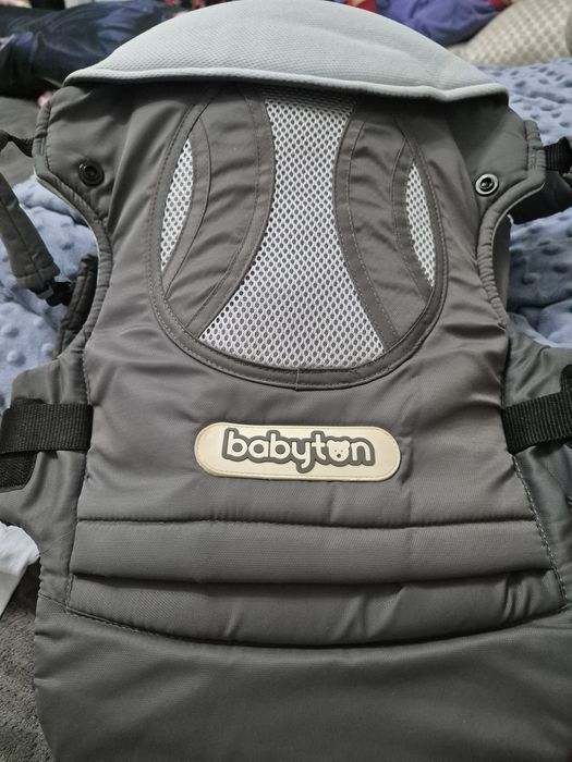 Продам кенгуру babyton