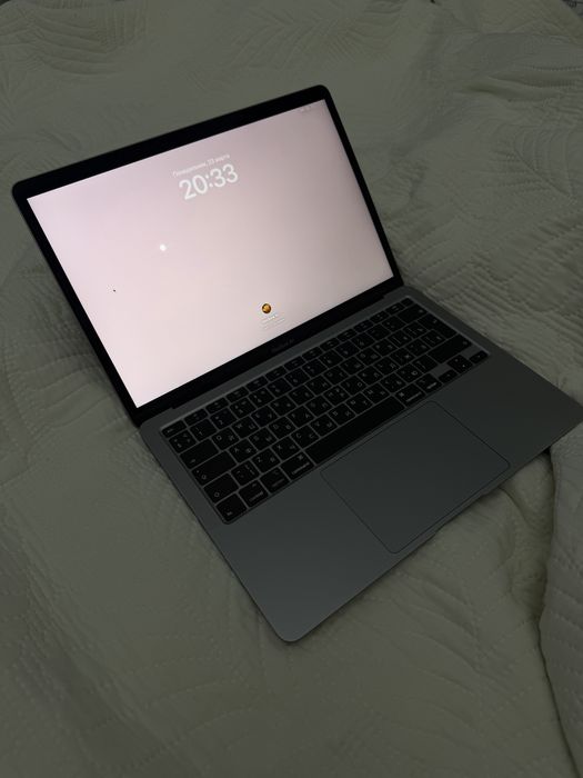 Apple Macbook Air 13 на 256 гб