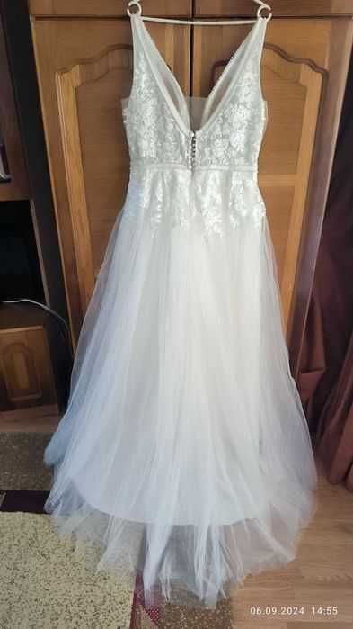 Vând rochie eleganta