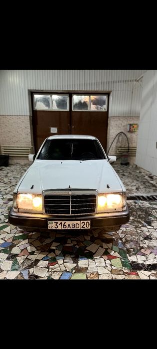 Продам или обменяю мерс 124