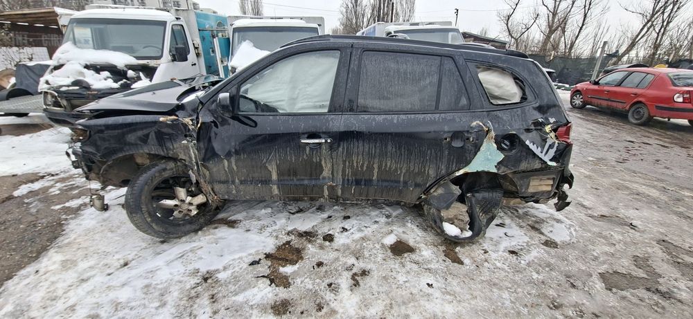 Dezmembrez Hyundai Santa Fe 2.2D 2007 D4EB