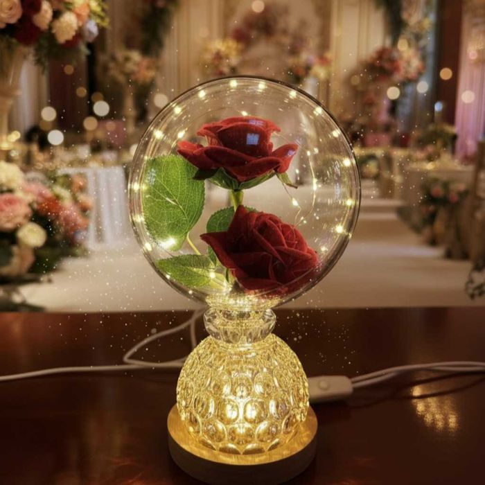 Лампа с вечни рози и топла LED светлина –3 модела/Идеален подарък