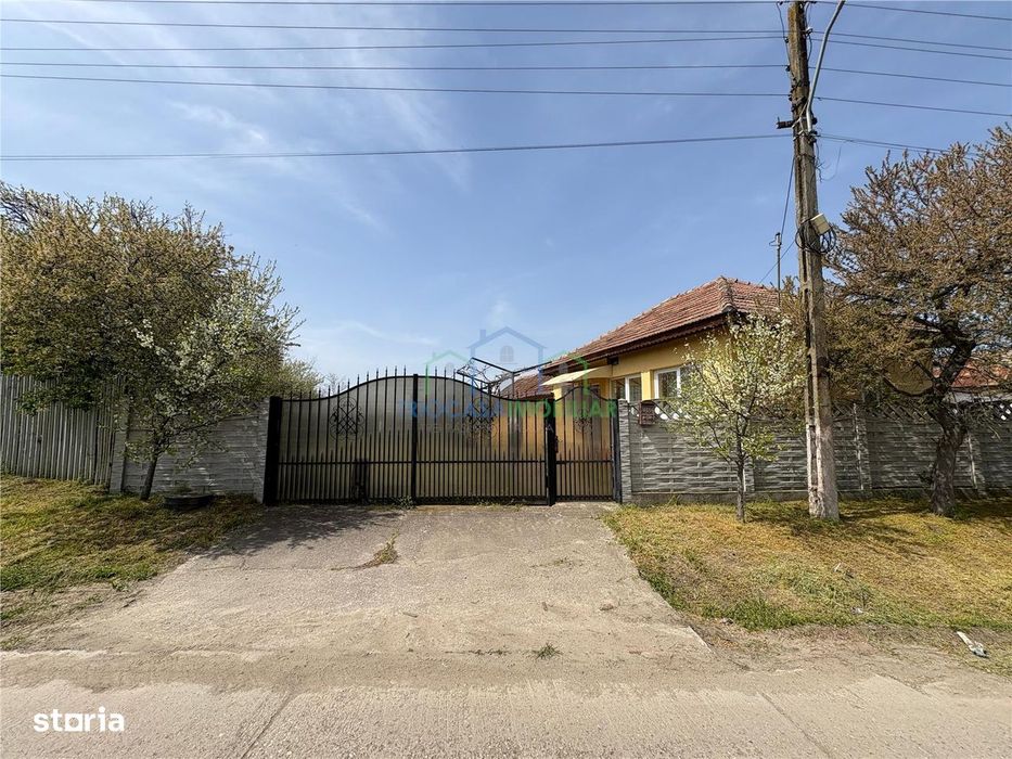 Casa si teren Pielesti