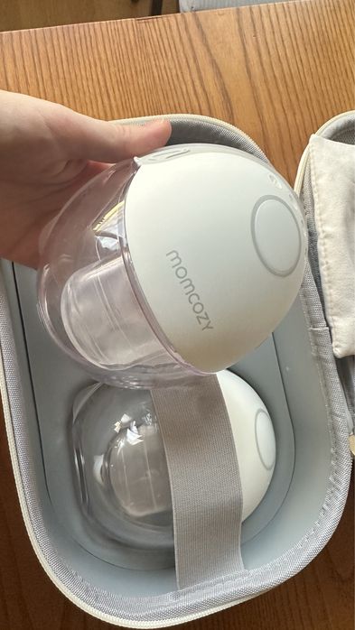 momcozy M6 молокоотсос