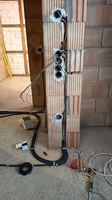 Electrician autorizat