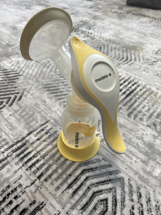 Молокоотсос Medela