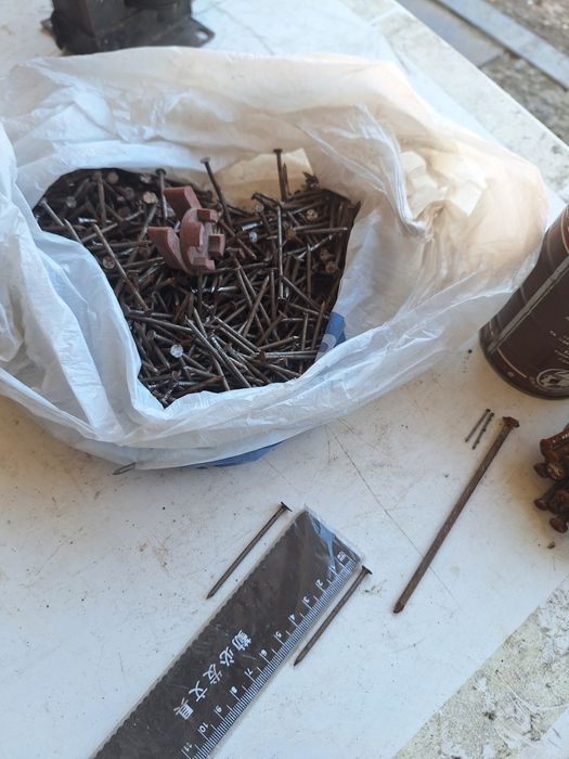 Продам  гвозди разные