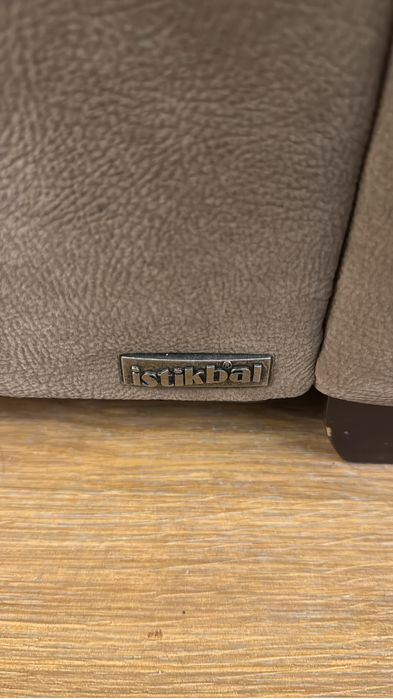 Угловой диван, кресло, пуфик