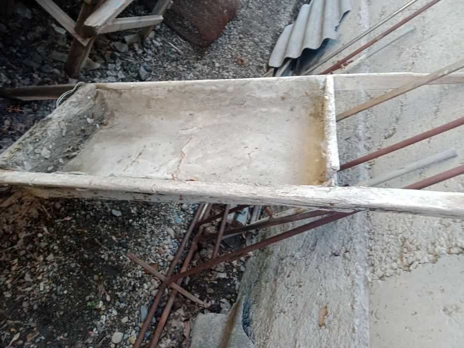 Носилки строительные.