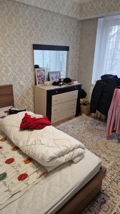 Продается спальный гарнитур