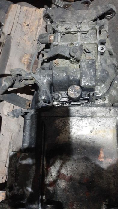 Cutie viteza mitsubishi canter