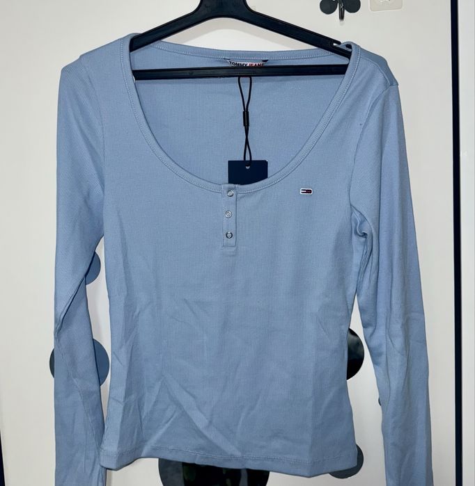 Дамска блуза чисто нова с етикет