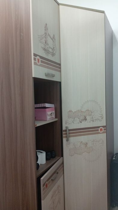 Срочно продам шкаф 3 штуки