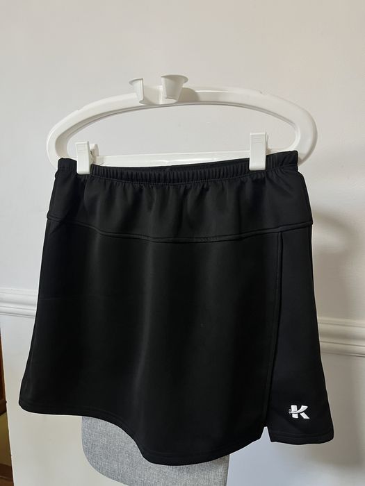 Продаю теннисные юбки