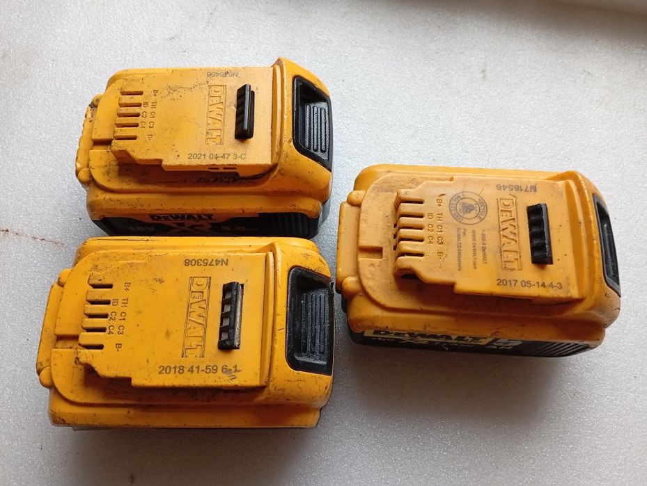 Acumulatorii dewalt 18 v