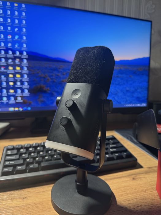 Микрофон FIFINE AM8