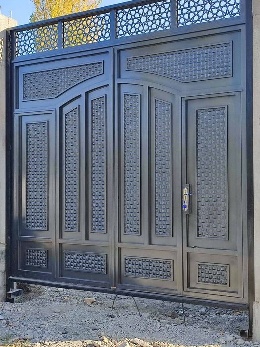 Darvoza yasayman kafolati bilan reshotka xam